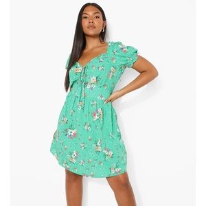 BOOHOO - Plus Size Floral Dress - Size 18